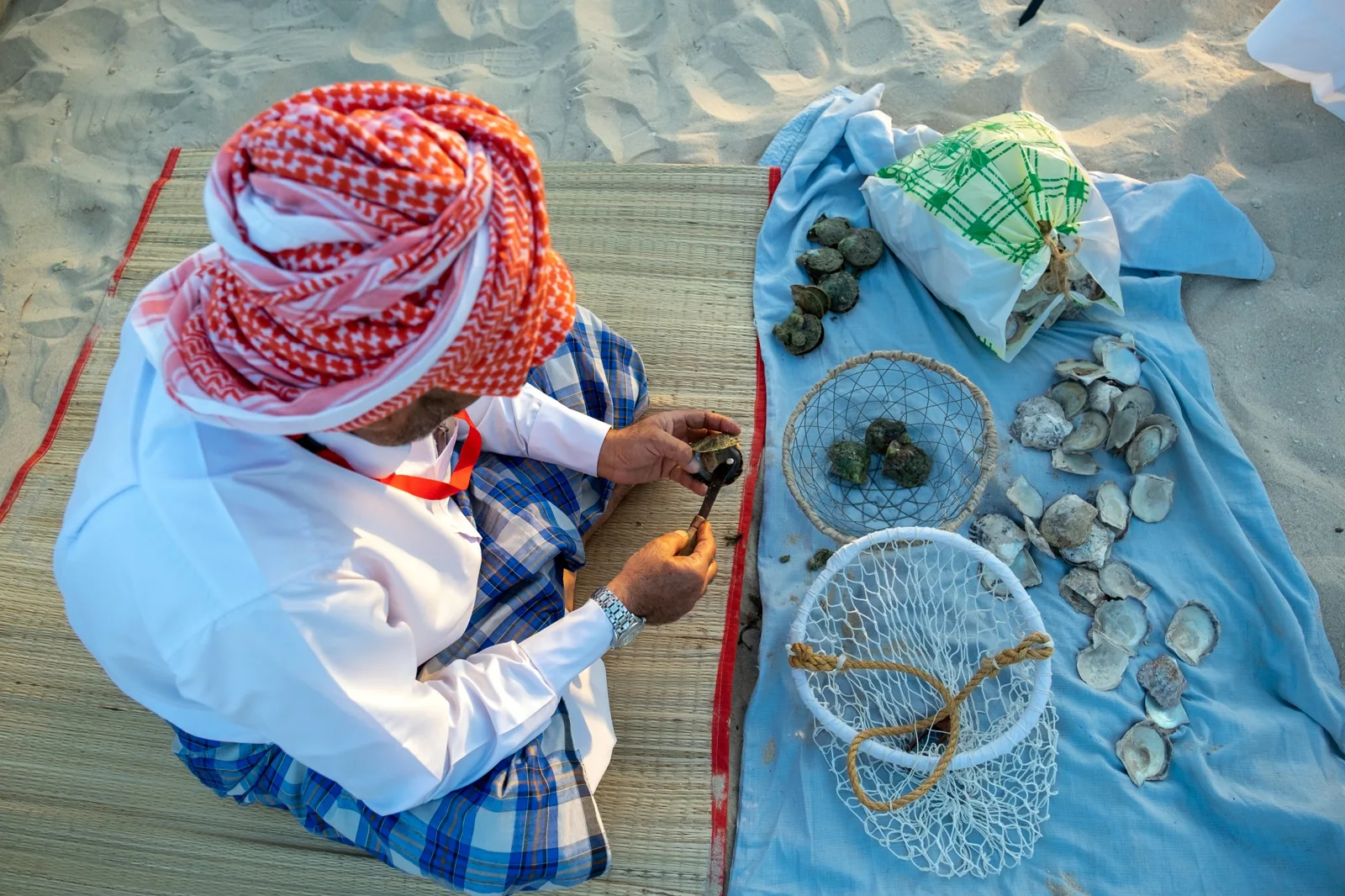 إحدى مهن التراث البحري